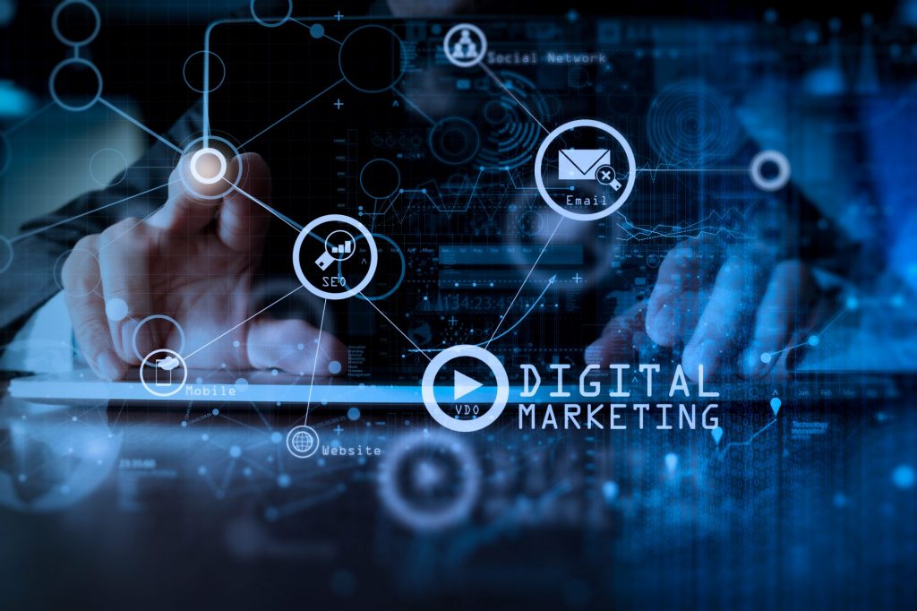 Digitales Marketing und Vertrieb als Wachstumstreiber BankingHub