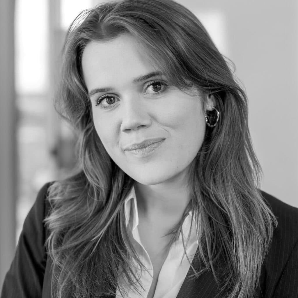 Anna Strohbach / Autorin BankingHub